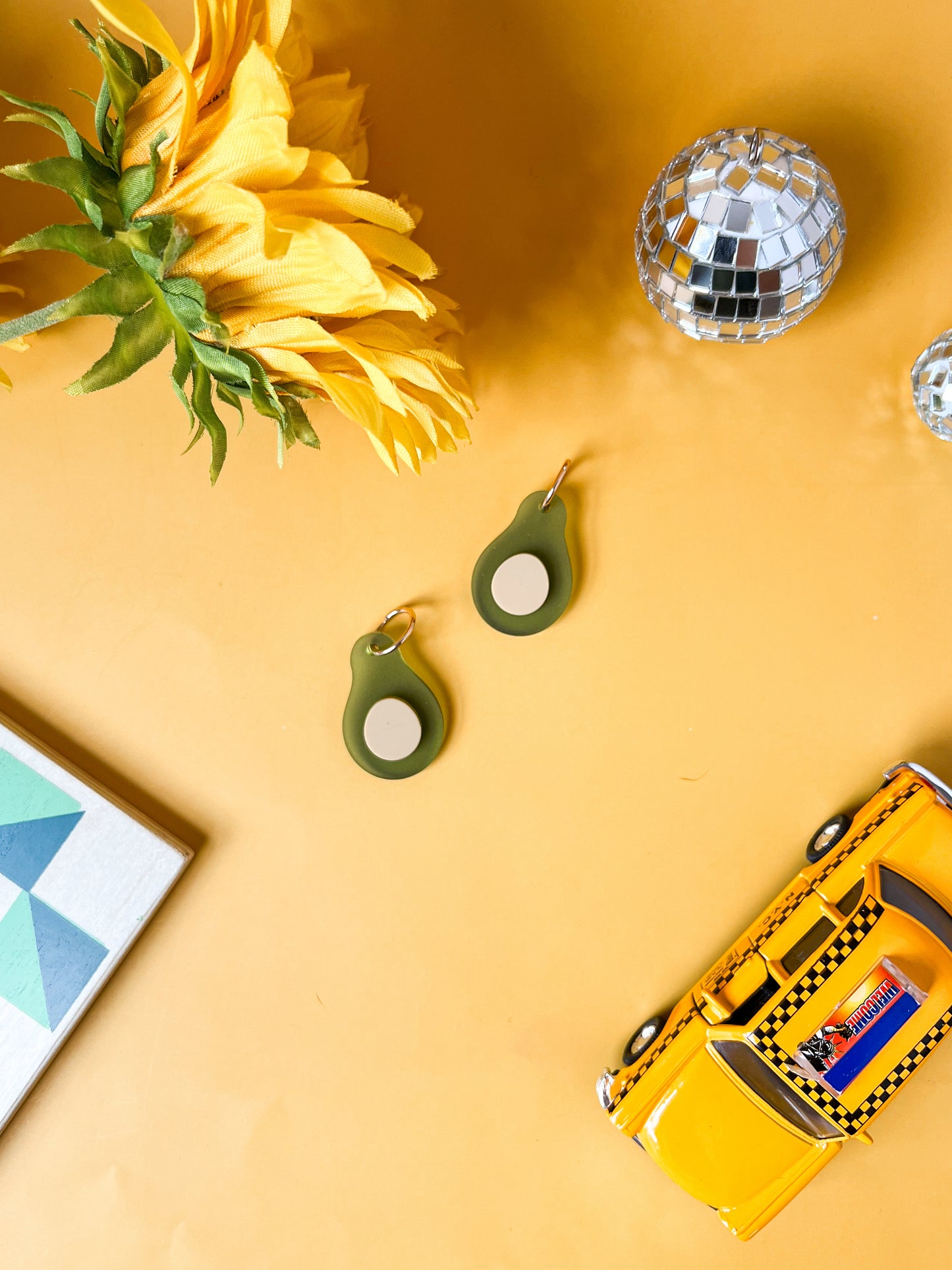 Avocado Hoops